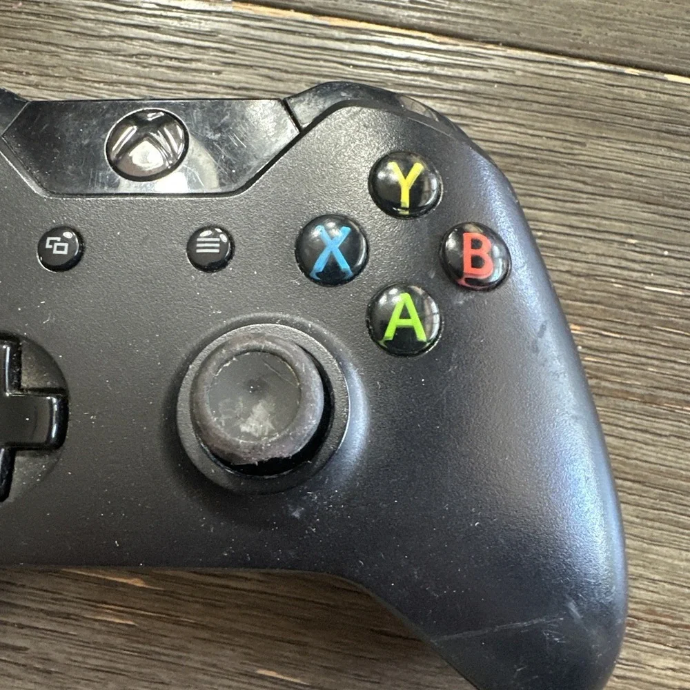 Microsoft Xbox One‎ Wireless Controller Official OEM Black Model 1537 Untested